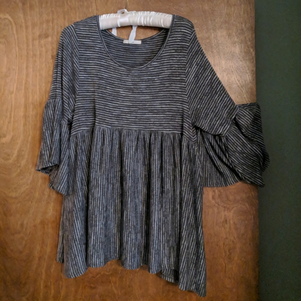 Easel tunic. Euc